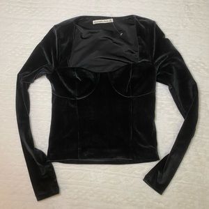 Abercrombie top size xs